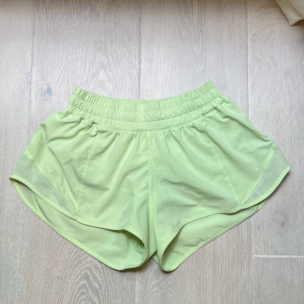 Lululemon Hotty Hot Short